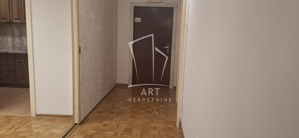 Slika 7 - Golsvordijeva, Četvoroiposoban stan za izdavanje, 115m2, 1.300€