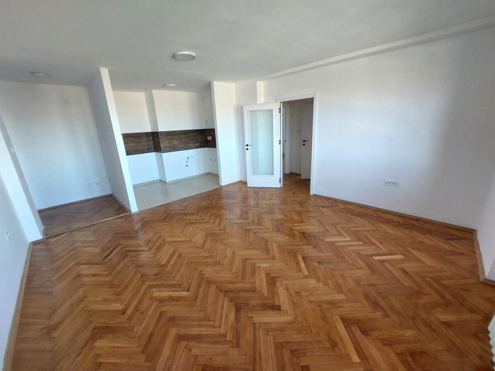 Slika 2 - Dvoiposoban stan na prodaju, 64m2, 174.500€