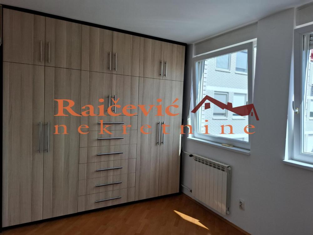 Slika 6 - Bulevar Zorana Djindjica, Petosoban stan na prodaju, 123m2, 553.000€