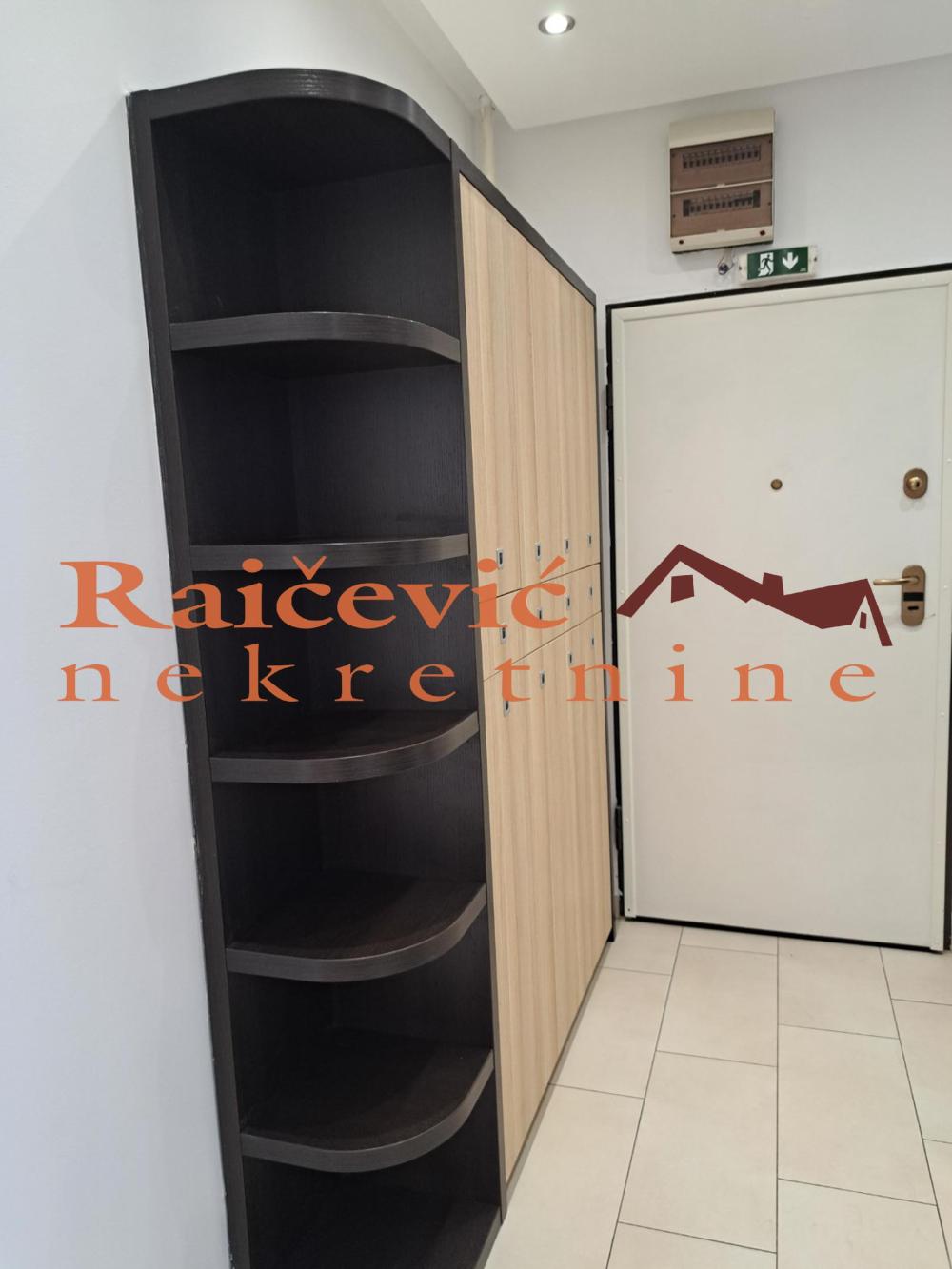 Slika 11 - Bulevar Zorana Djindjica, Petosoban stan na prodaju, 123m2, 553.000€