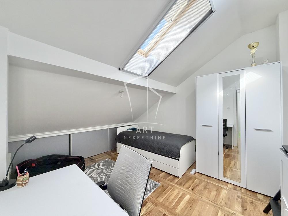 Slika 7 - Hajduk Stojka, Četvorosoban stan na prodaju, 64m2, 160.000€