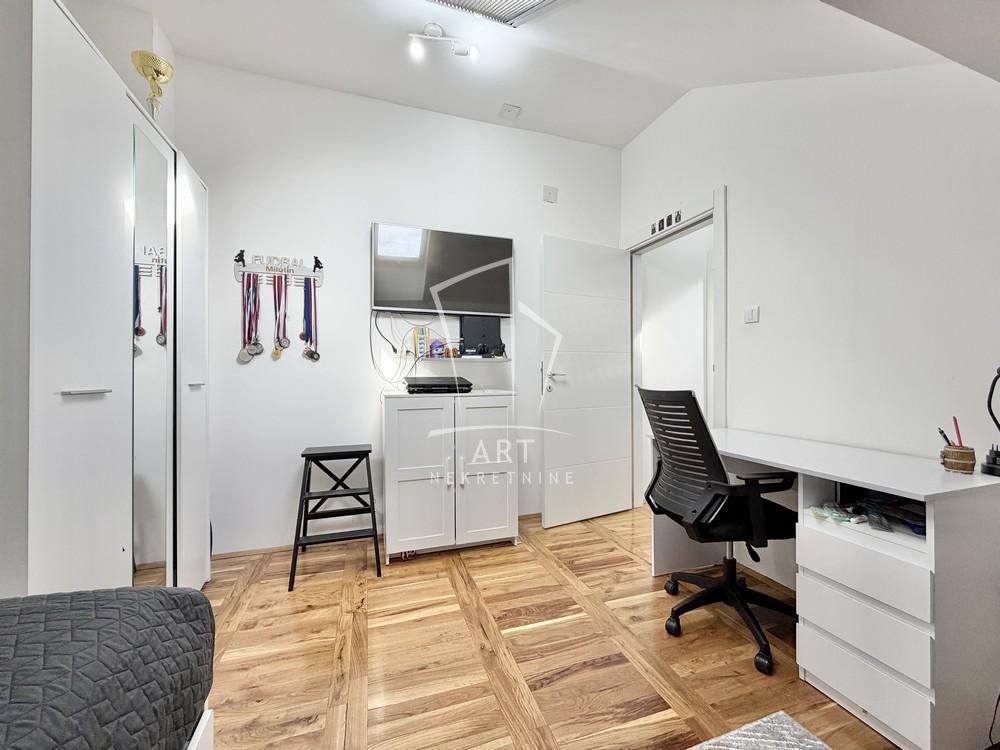 Slika 9 - Hajduk Stojka, Četvorosoban stan na prodaju, 64m2, 160.000€