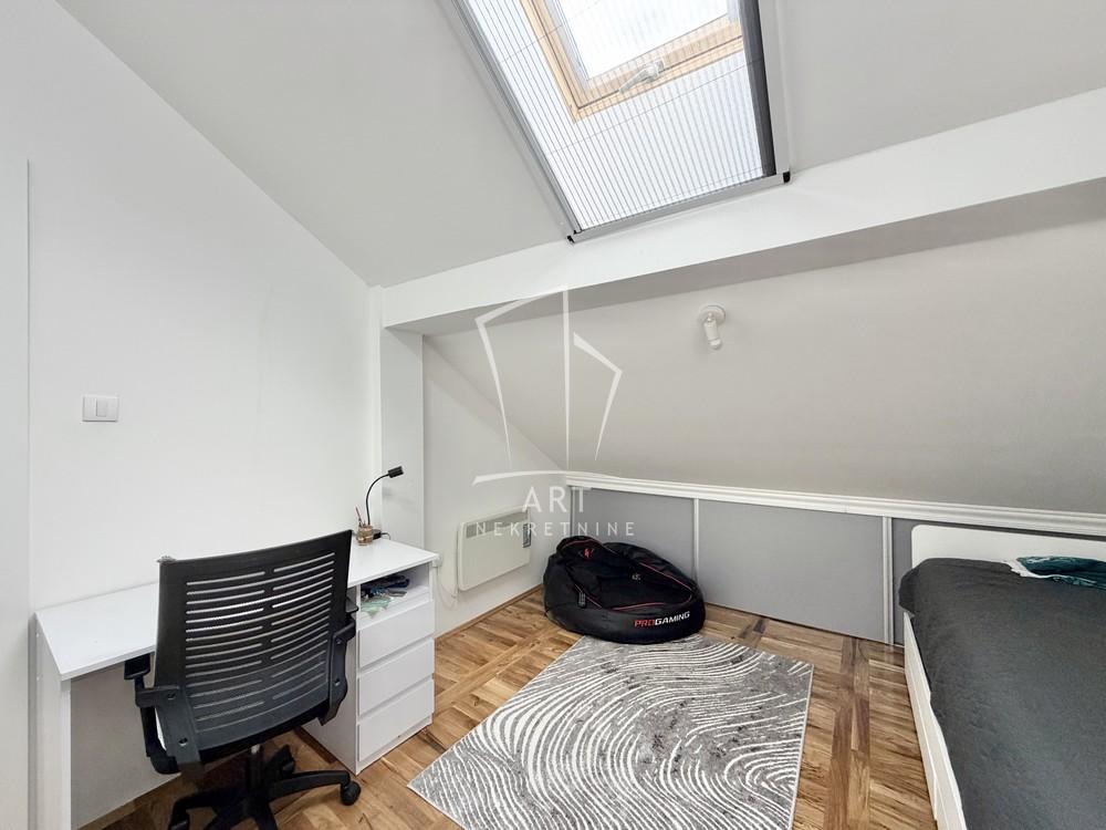 Slika 10 - Hajduk Stojka, Četvorosoban stan na prodaju, 64m2, 160.000€