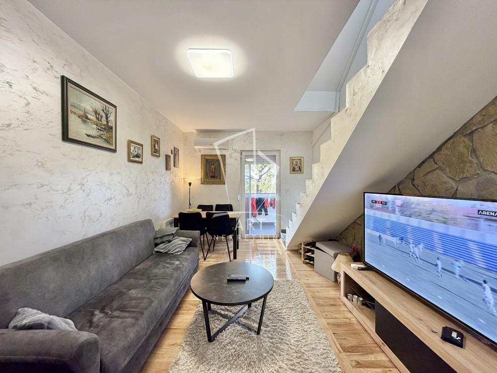 Glavna slika -Hajduk Stojka, Četvorosoban stan na prodaju, 64m2, 160.000€