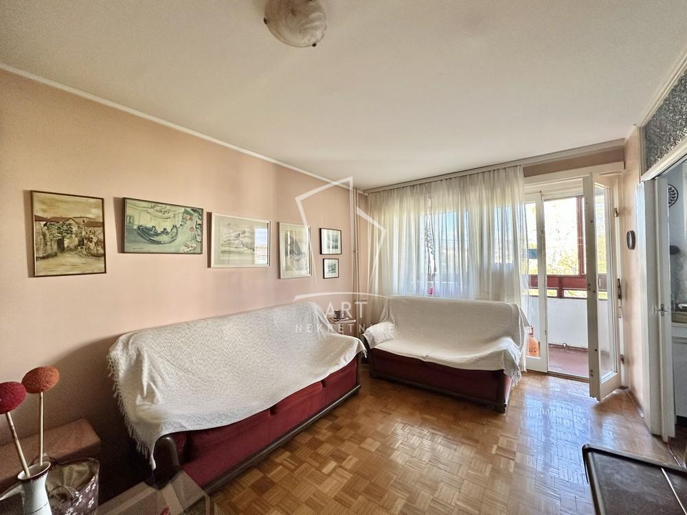 Glavna slika -Dušana Vukasovića, Dvoiposoban stan na prodaju, 74m2, 245.800€