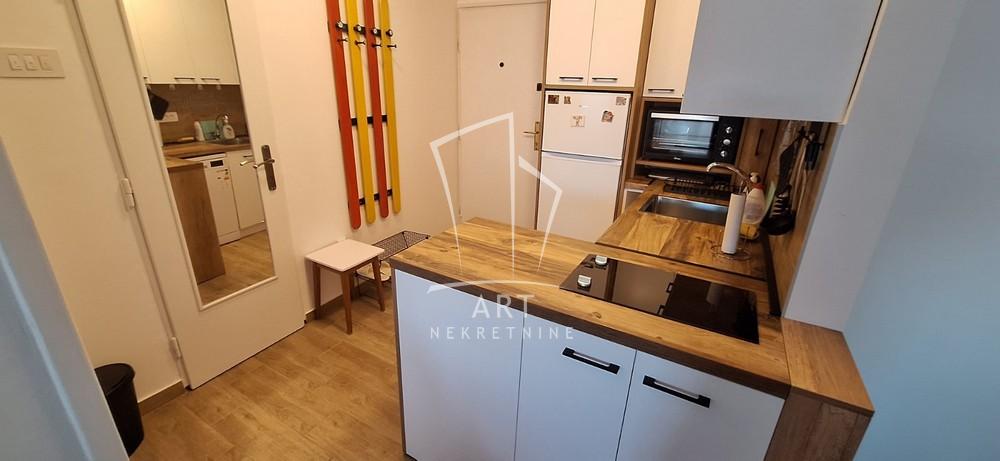 Slika 3 - Cara Dušana, Dvosoban stan za izdavanje, 37m2, 650€