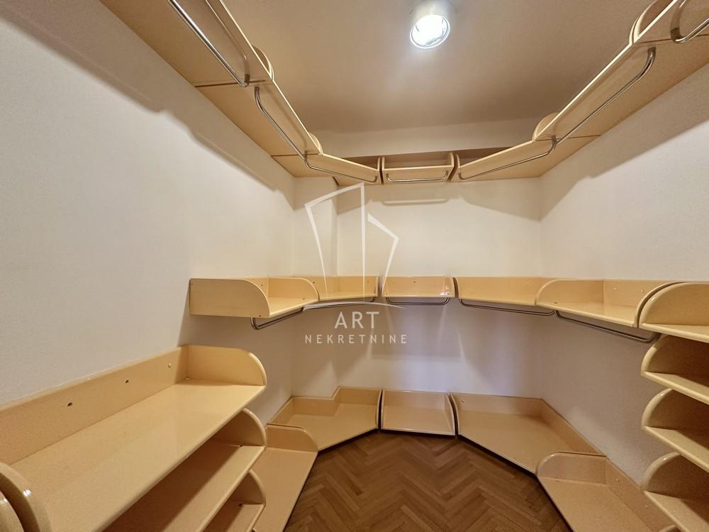 Slika 11 - Dragana Sakana, Kuća za izdavanje, 270m2, 5.600€