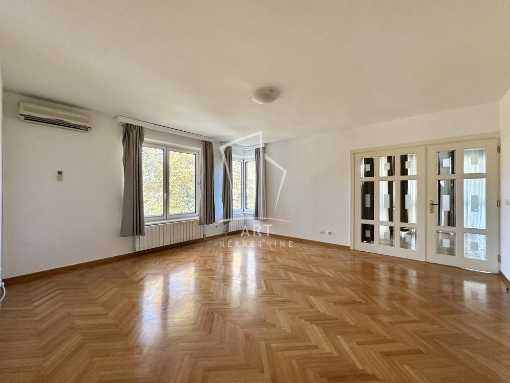 Slika 3 - Dragana Sakana, Kuća za izdavanje, 270m2, 5.600€