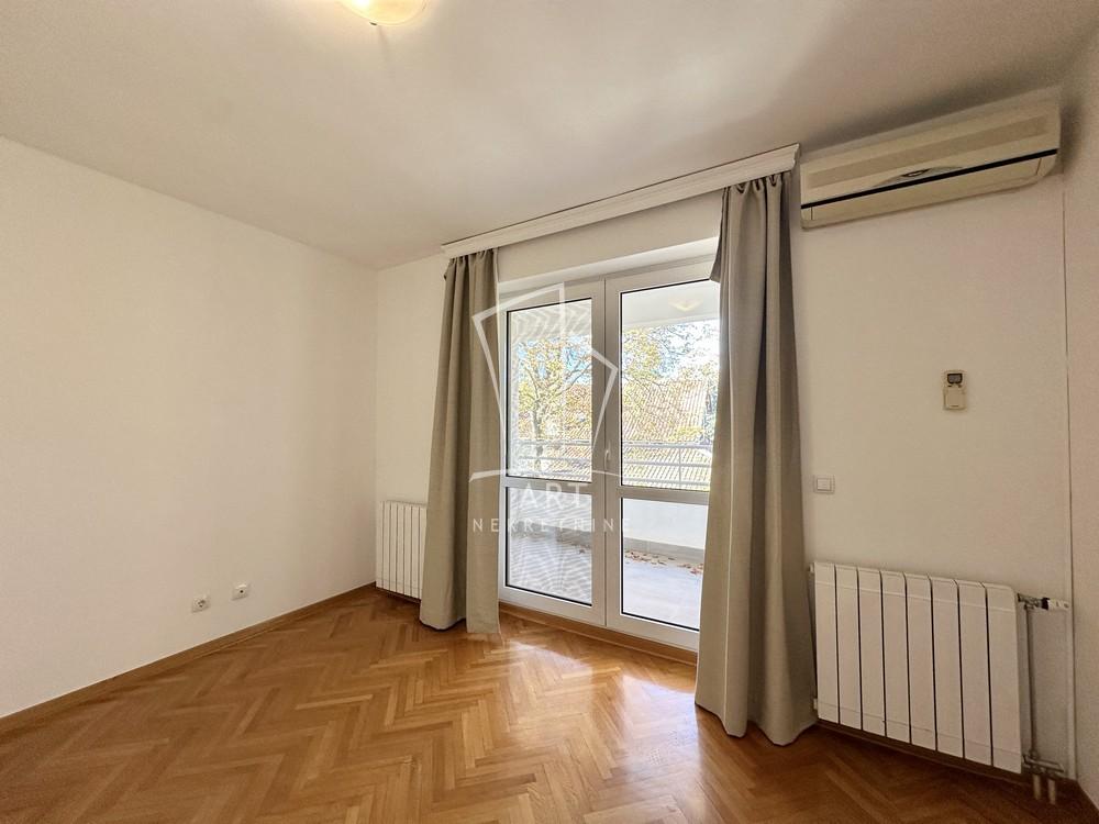 Slika 6 - Dragana Sakana, Kuća za izdavanje, 270m2, 5.600€