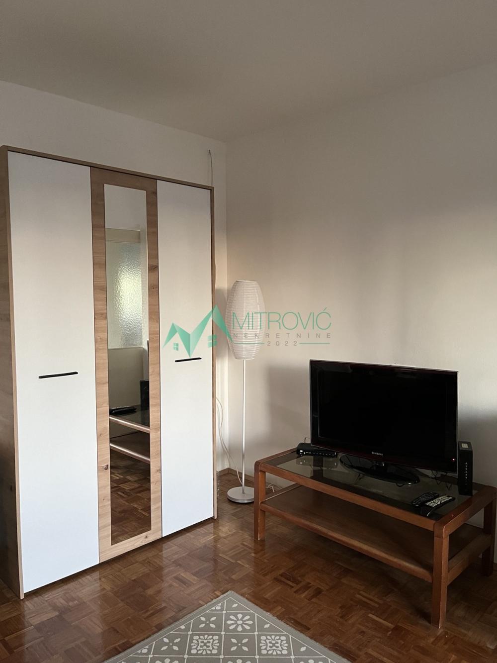 Slika 1 - Jednoiposoban stan za izdavanje, 44m2, 350€