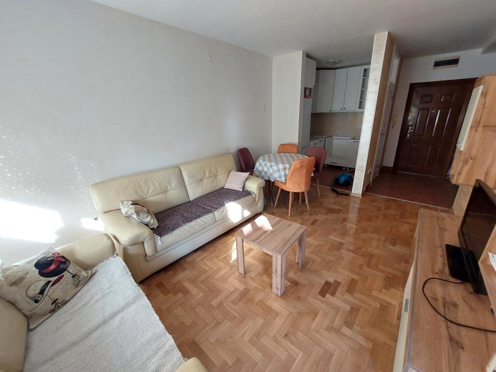 Slika 2 - Jednoiposoban stan za izdavanje, 450€