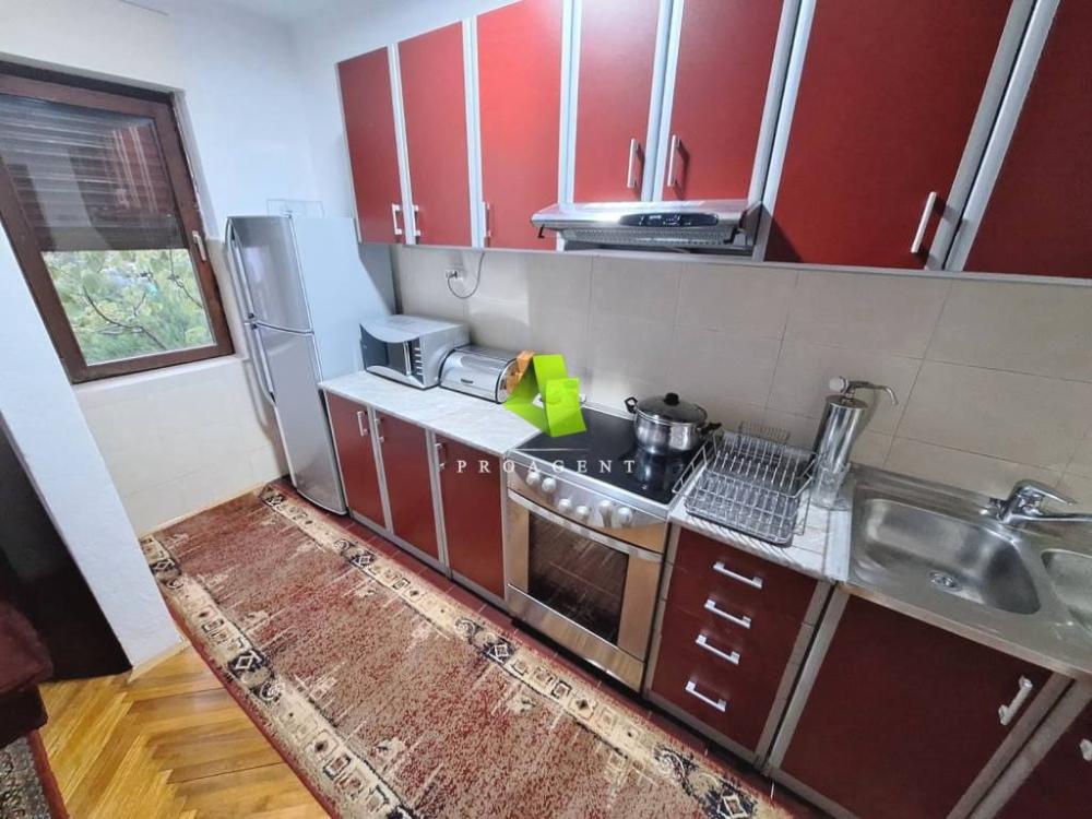 Slika 4 - Četvoroiposoban stan za izdavanje, 120m2, 500€