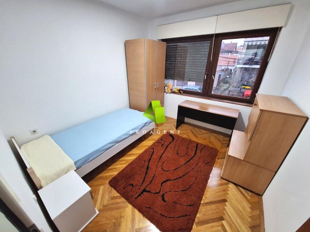 Slika 9 - Četvoroiposoban stan za izdavanje, 120m2, 500€