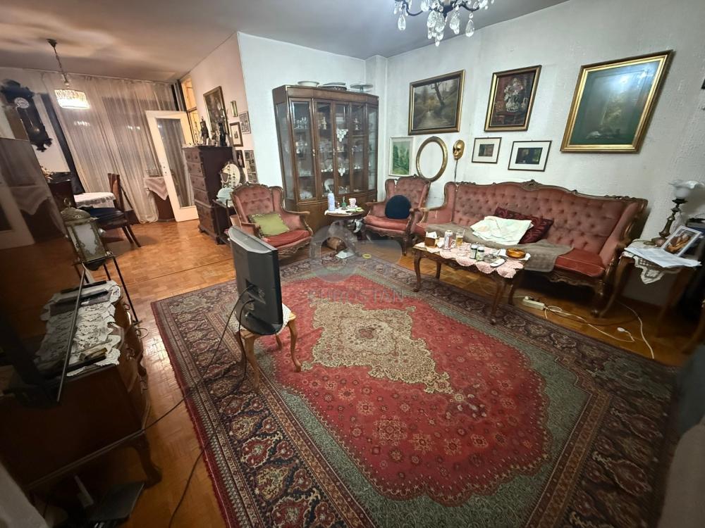 Slika 1 - Kedrova, Četvorosoban stan na prodaju, 95m2, 235.000€