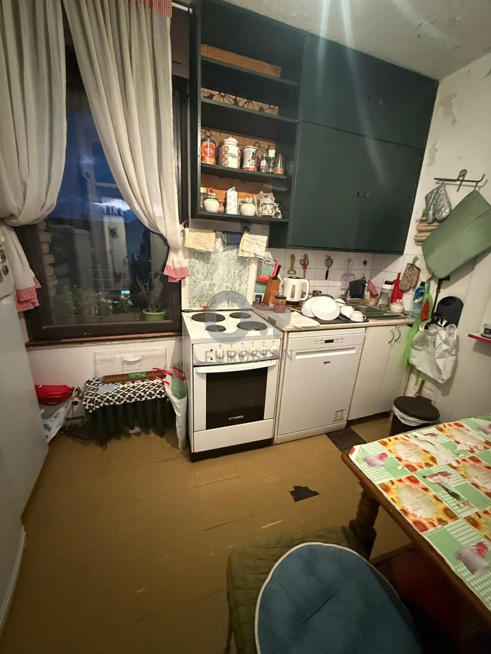 Slika 5 - Kedrova, Četvorosoban stan na prodaju, 95m2, 235.000€
