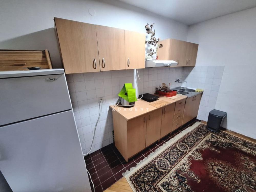 Slika 2 - Jednoiposoban stan za izdavanje, 65m2, 300€