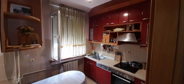 Slika 4 - Milovana Jankovića,  Kuća na prodaju, 250m2, 485.000€