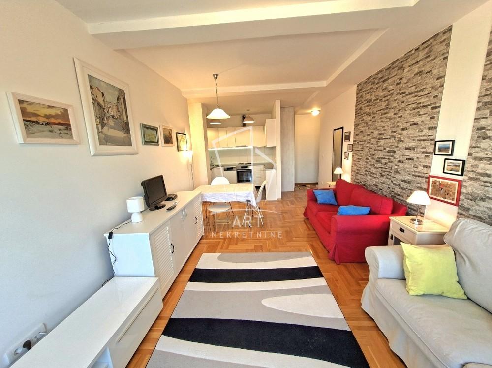 Slika 2 - Ilije Pavlovića, Dvosoban stan na prodaju, 50m2, 122.880€