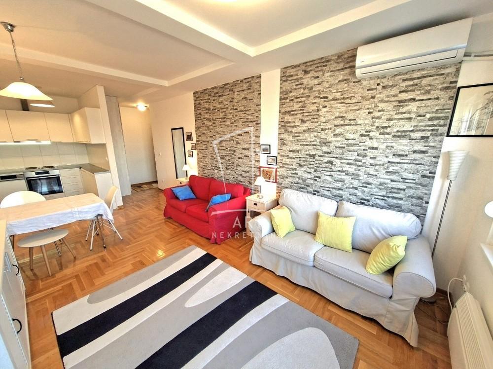 Glavna slika -Ilije Pavlovića, Dvosoban stan na prodaju, 50m2, 122.880€