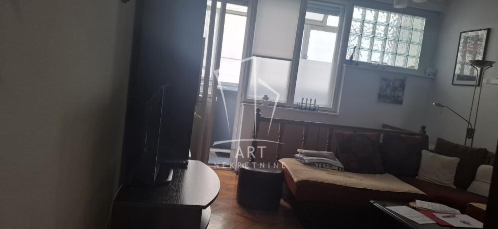 Slika 2 - Varvarinska, Dvosoban stan za izdavanje, 33m2, 450€