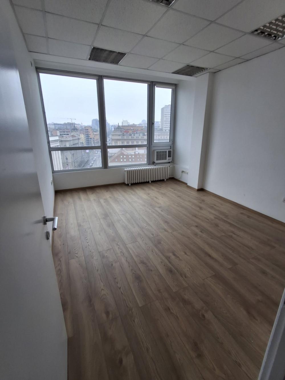 Slika 4 - Nemanjina,  Lokal za izdavanje, 164m2, 1.900€