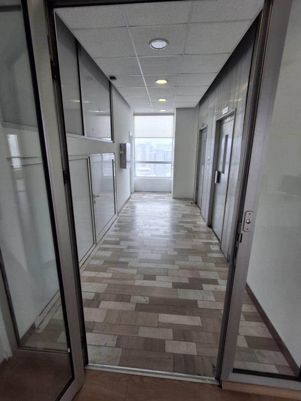 Slika 5 - Nemanjina,  Lokal za izdavanje, 164m2, 1.900€