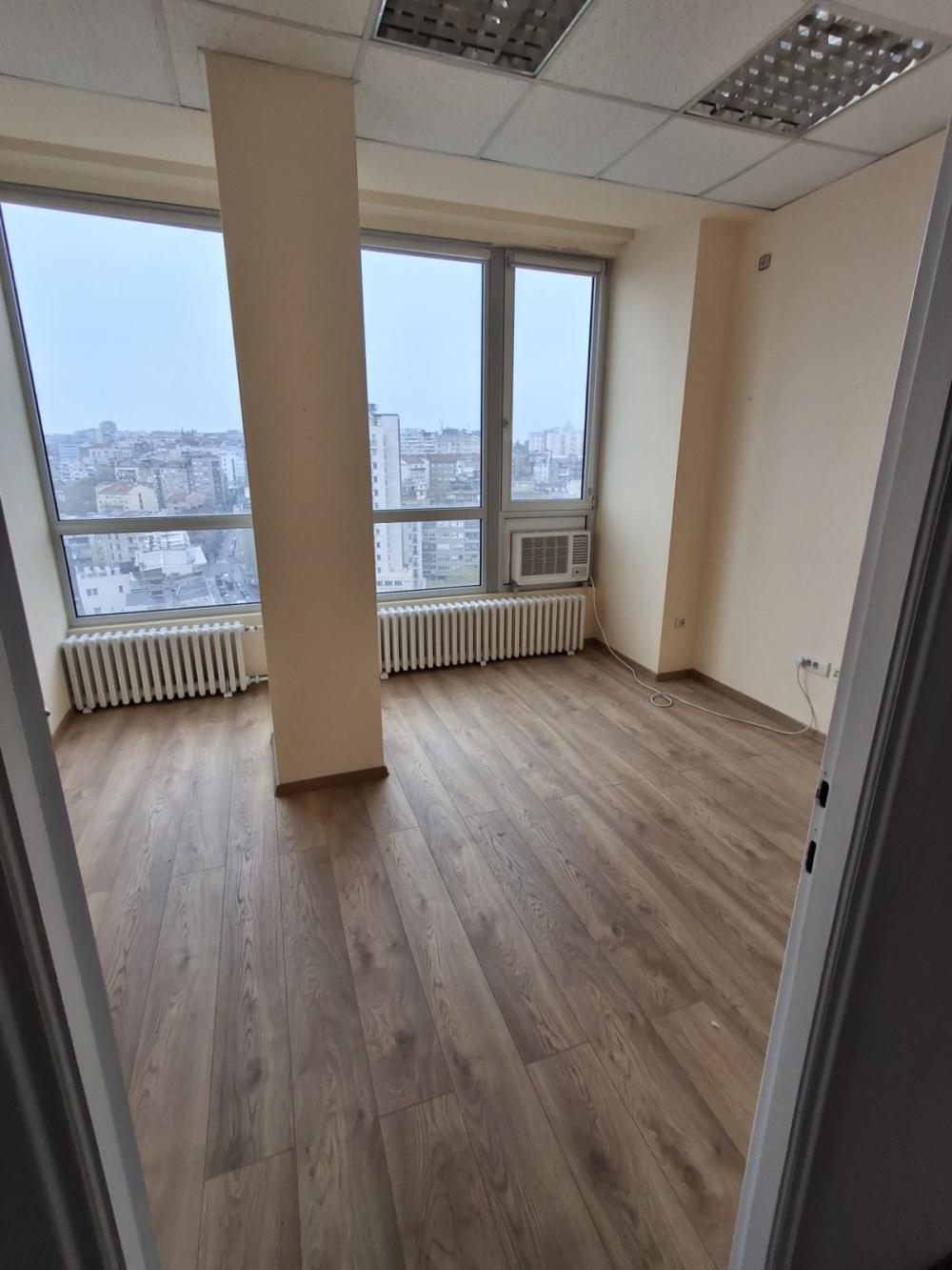 Slika 8 - Nemanjina,  Lokal za izdavanje, 164m2, 1.900€