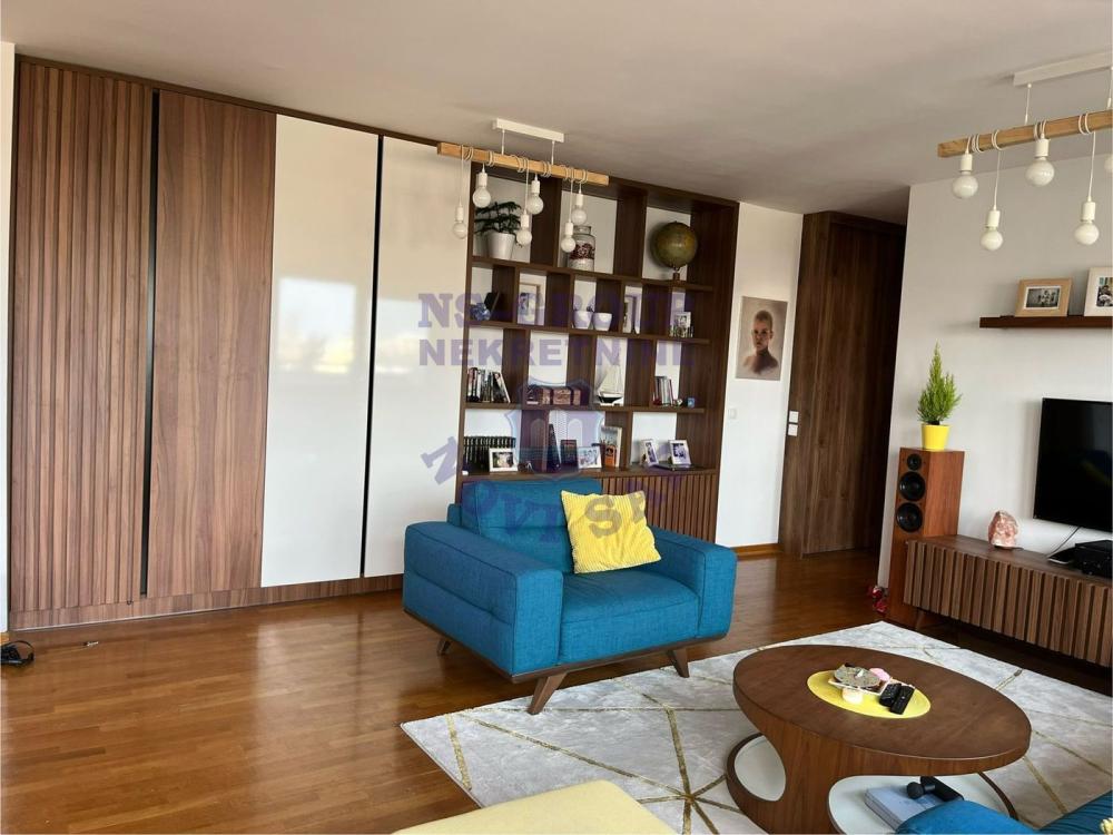 Slika 1 - Četvorosoban stan na prodaju, 112m2, 360.500€