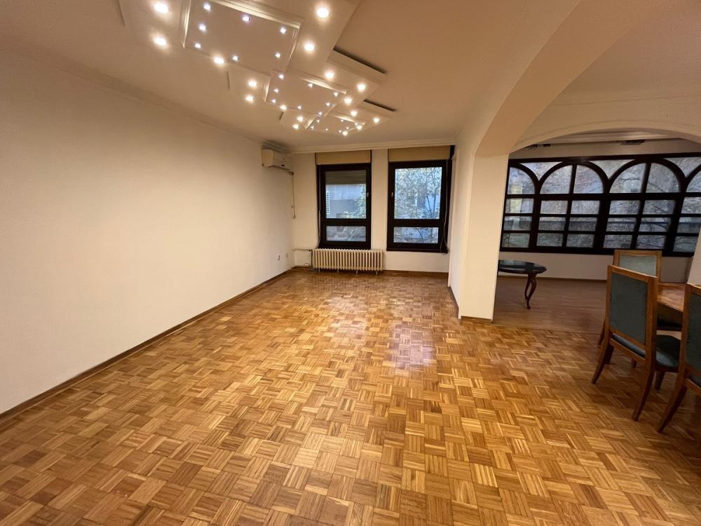 Slika 3 - Golsvordijeva, Četvorosoban stan za izdavanje, 115m2, 1.300€