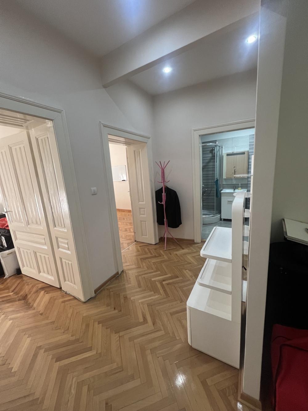 Slika 2 - Bulevar Despota Stefana, Dvoiposoban stan za izdavanje, 75m2, 800€