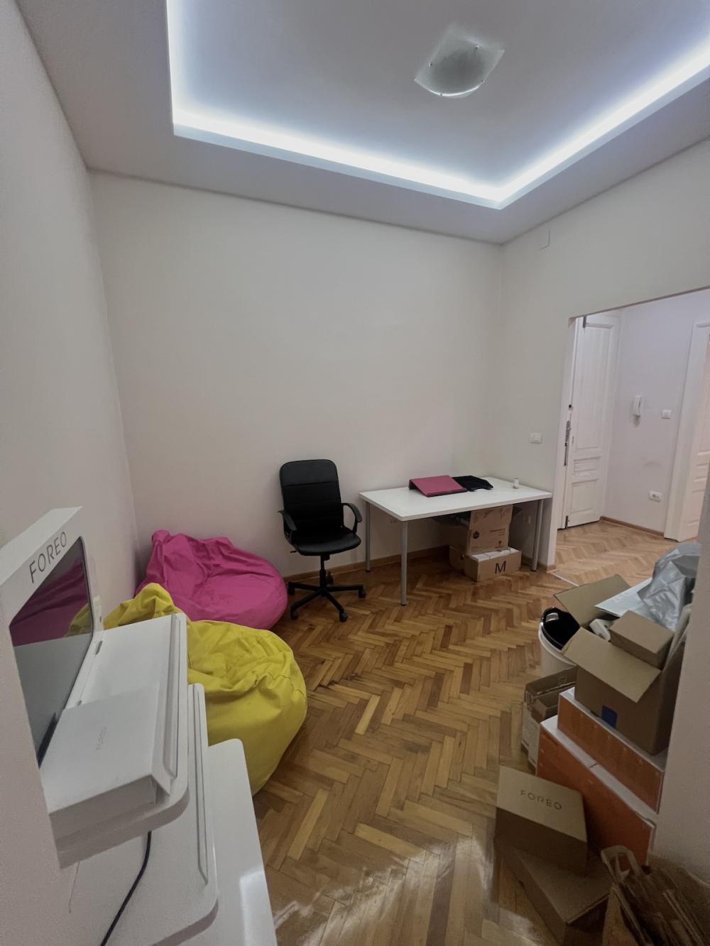 Slika 3 - Bulevar Despota Stefana, Dvoiposoban stan za izdavanje, 75m2, 800€