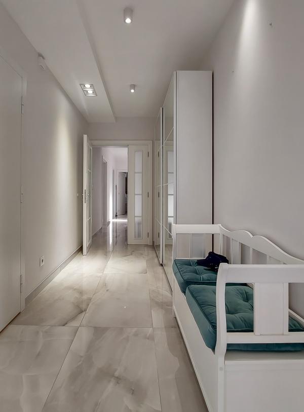 Slika 10 - Marsala Tita, Šestosoban stan za izdavanje, 277m2, 3.000€