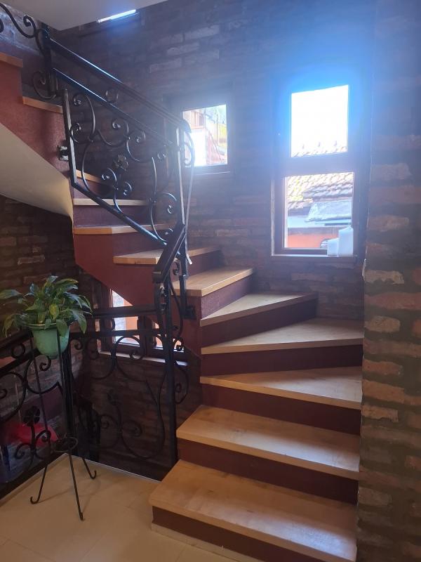 Slika 6 - Vukice Mitrovic,  Kuća na prodaju, 180m2, 850.000€