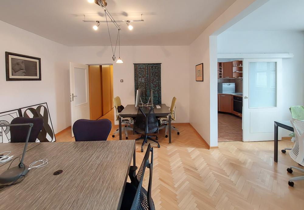 Slika 1 - Bogdana Tirnanica, Trosoban stan na prodaju, 88m2, 295.000€