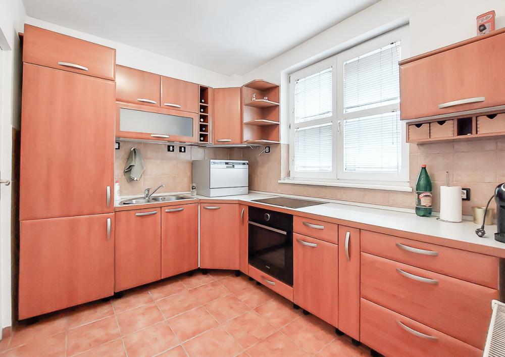 Slika 6 - Bogdana Tirnanica, Trosoban stan na prodaju, 88m2, 295.000€