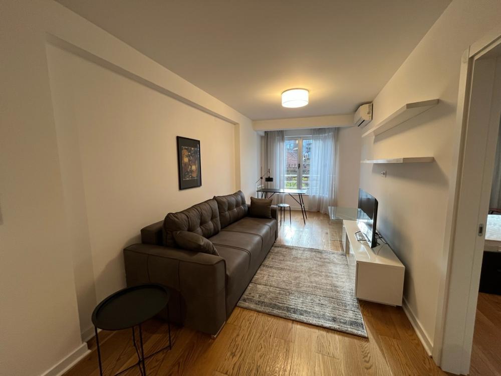 Glavna slika -Kraljice Natalije, Dvosoban stan za izdavanje, 54m2, 800€