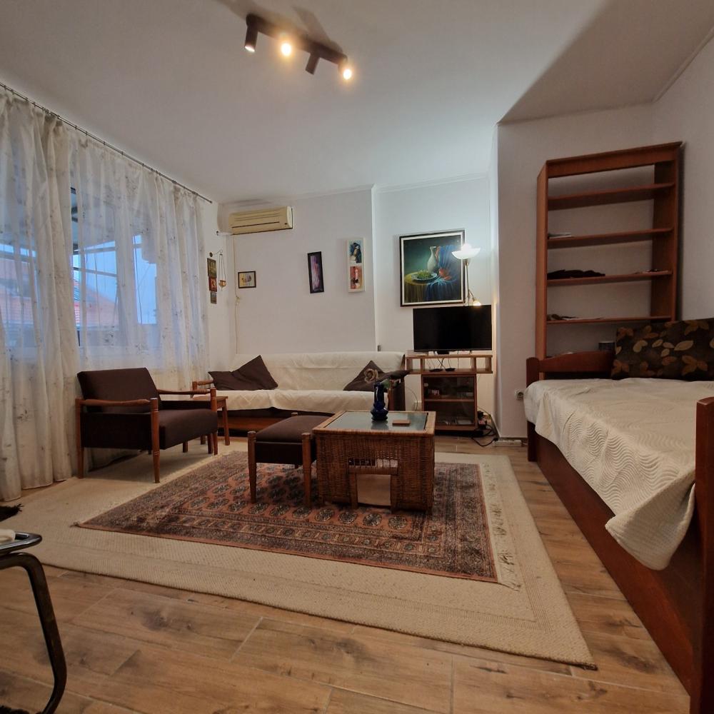 Slika 1 - Knez Miletina, Jednosoban stan za izdavanje, 40m2, 500€