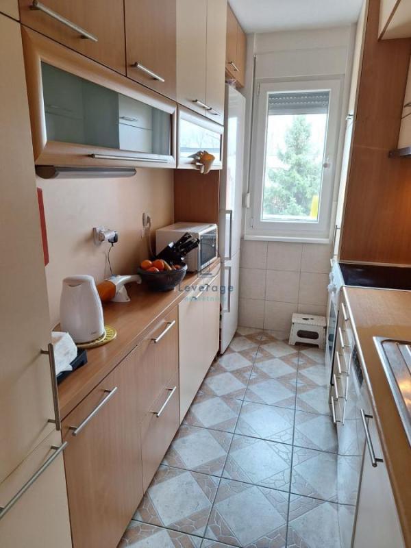 Slika 5 - Susedgradska, Četvoroiposoban stan na prodaju, 118m2, 265.000€