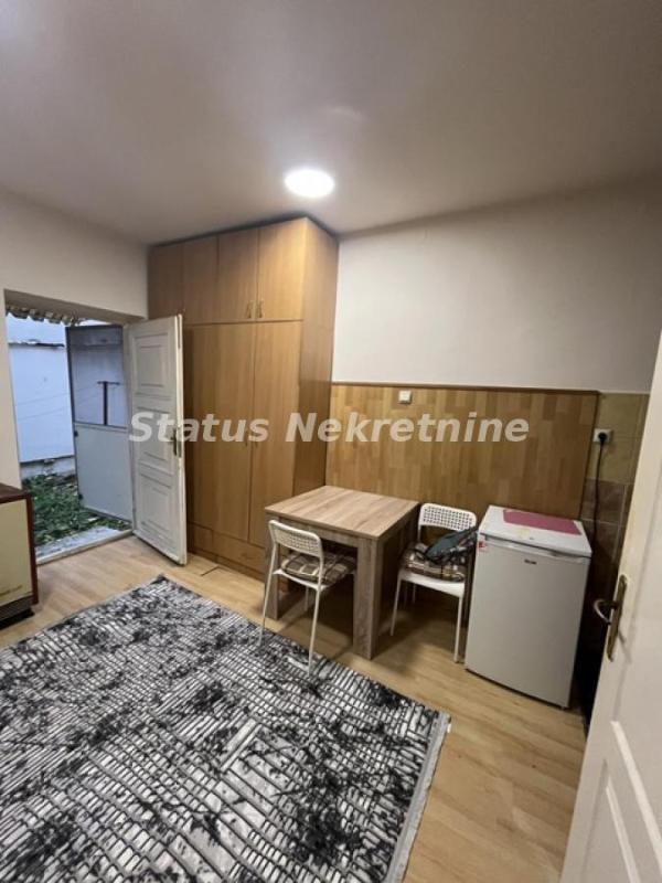 Slika 1 - Jednosoban stan za izdavanje, 18m2, 150€