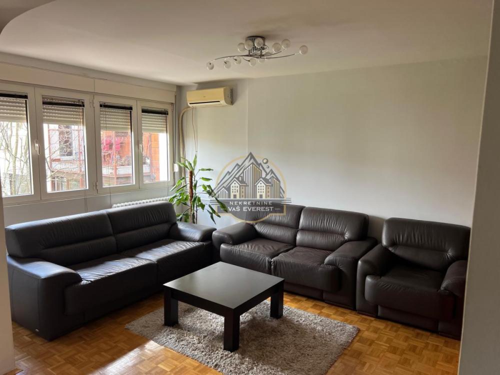 Glavna slika -Trosoban stan za izdavanje, 70m2, 650€