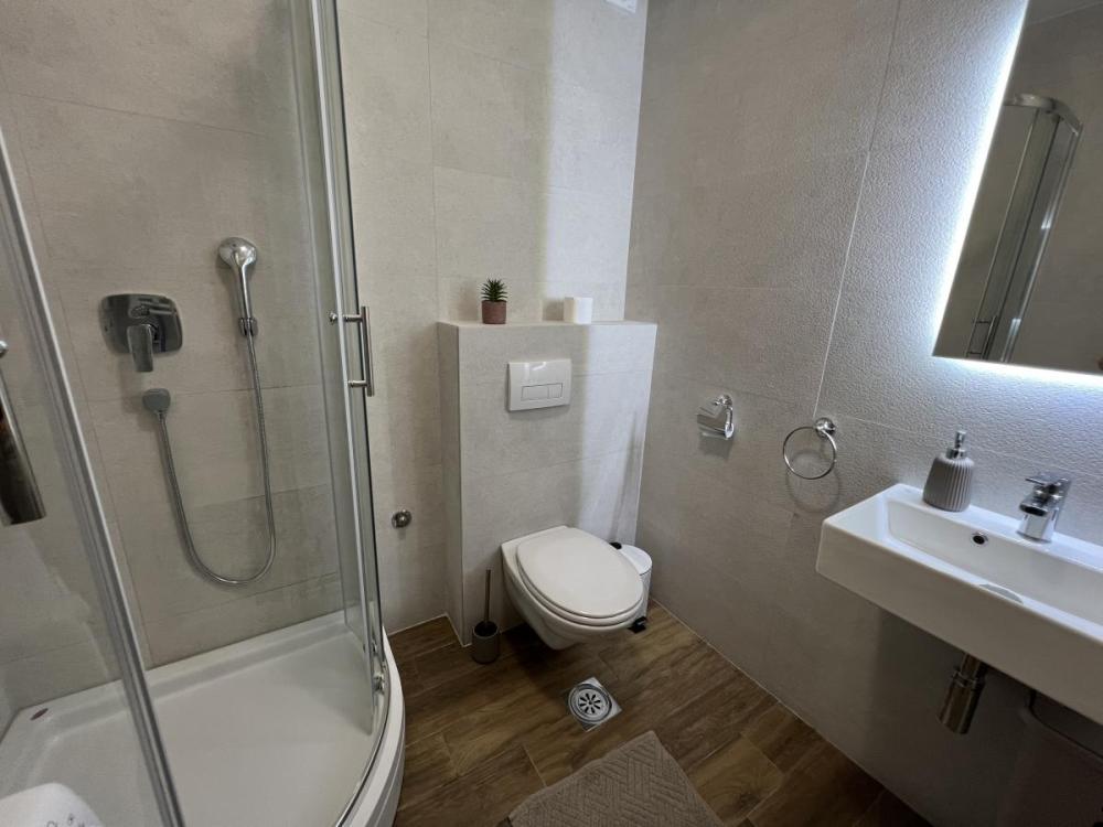 Slika 6 - Dvosoban stan za izdavanje, 40m2, 400€