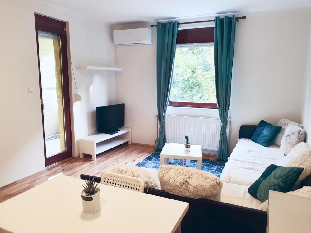 Glavna slika -Jednosoban stan za izdavanje, 29m2, 300€