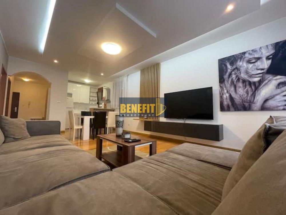 Slika 1 - Trosoban stan za izdavanje, 76m2, 1.000€