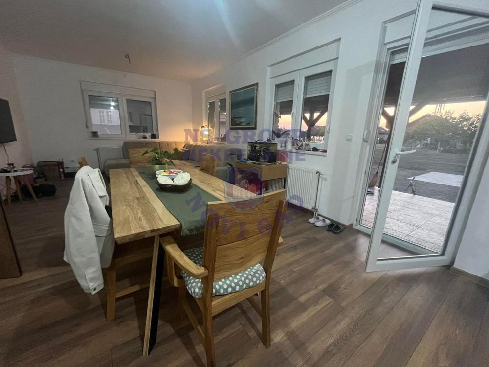 Slika 1 - Temerin,  Kuća na prodaju, 147m2, 195.700€