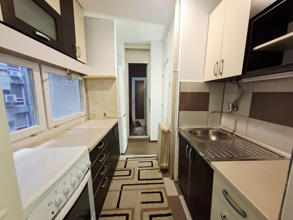 Slika 9 - Bulevar Arsenija Carnojevica, Trosoban stan na prodaju, 70m2, 280.000€