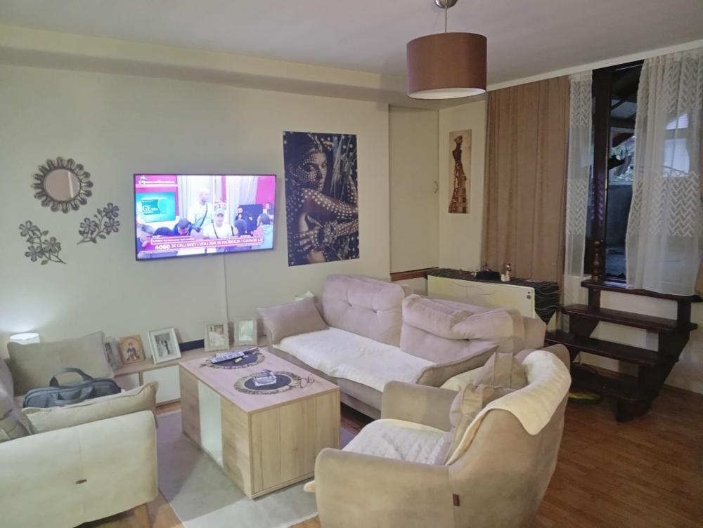 Glavna slika -U blizini Merkatora,  Lokal na prodaju, 224m2, 300.000€