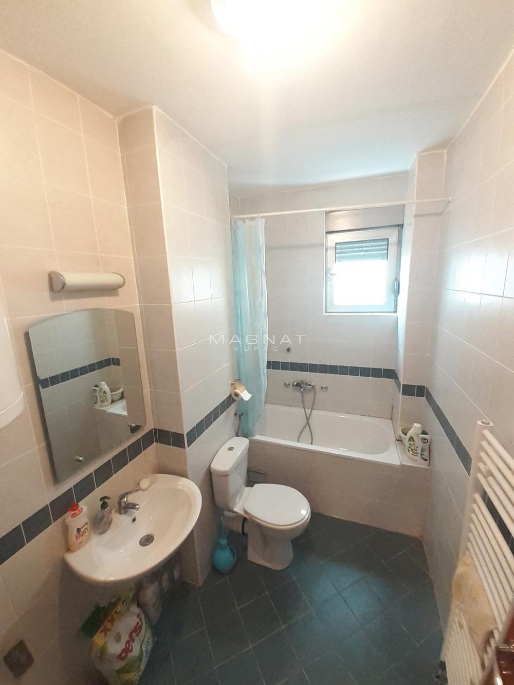 Slika 2 - Gostivarska, Trosoban stan na prodaju, 72m2, 205.000€