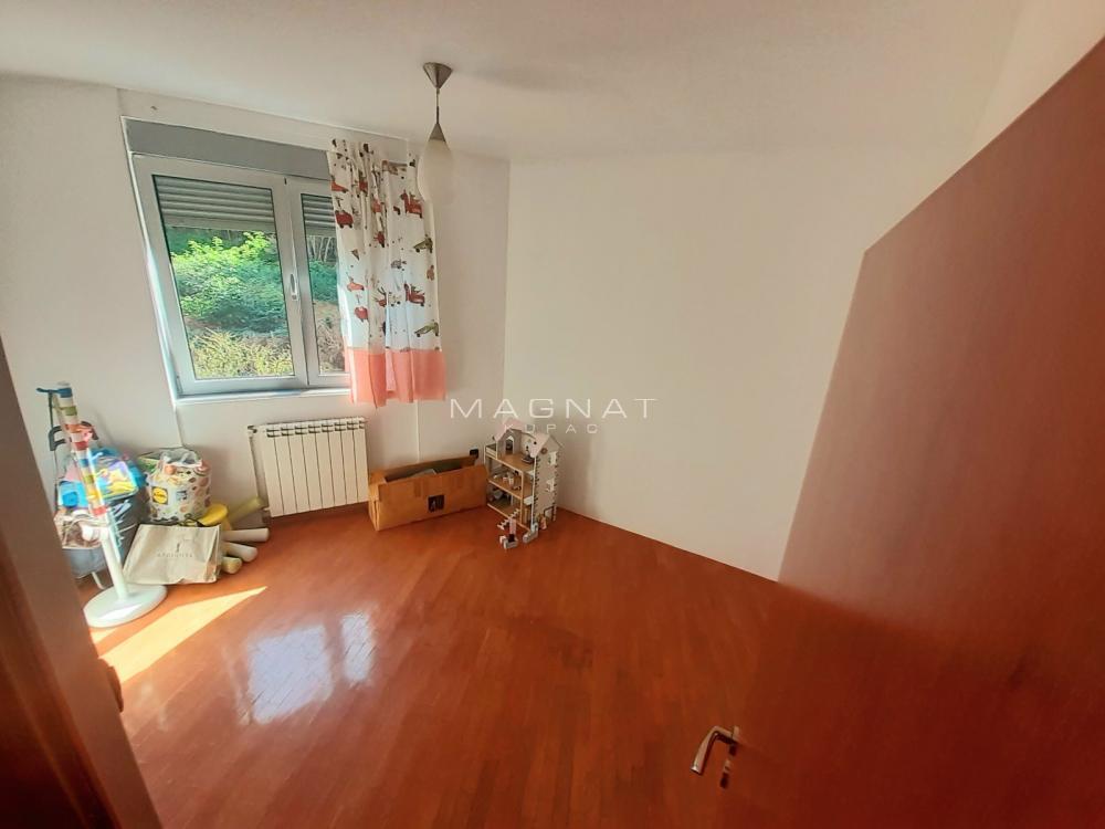 Glavna slika -Gostivarska, Trosoban stan na prodaju, 72m2, 205.000€