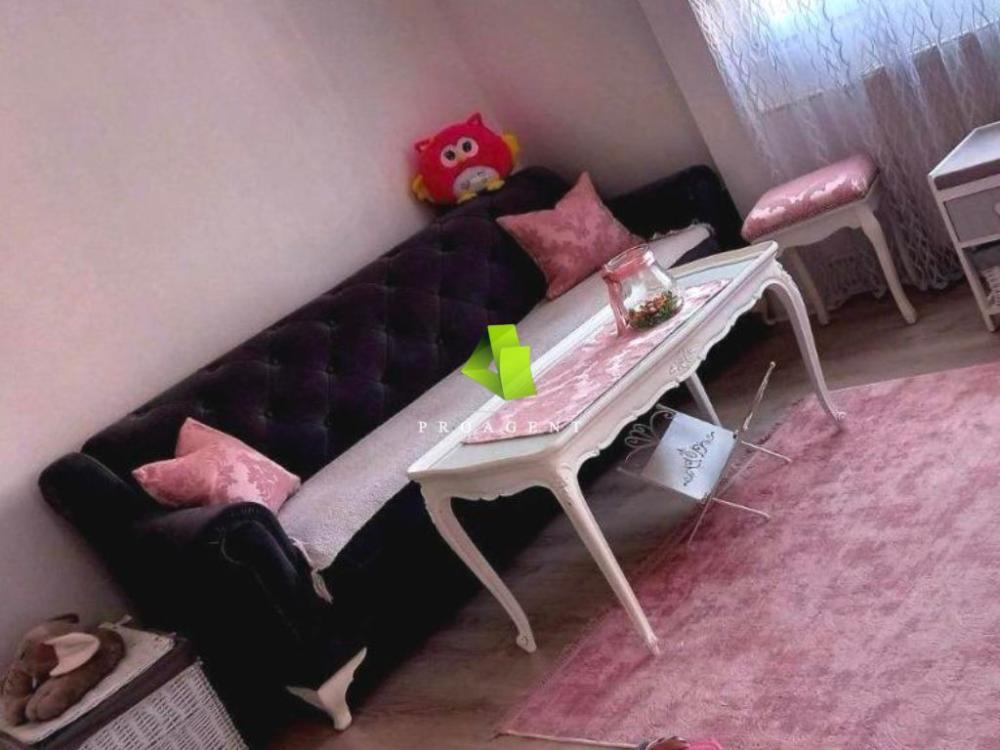 Glavna slika -Jednoiposoban stan za izdavanje, 56m2, 450€