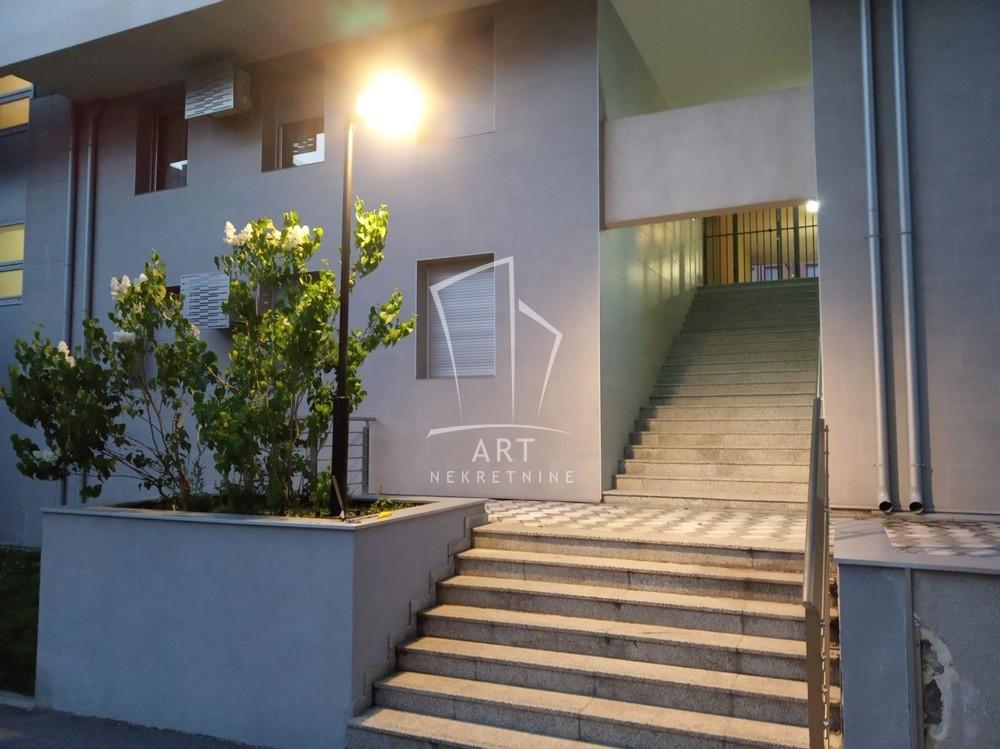 Slika 9 - Madridska, Jednoiposoban stan za izdavanje, 47m2, 500€